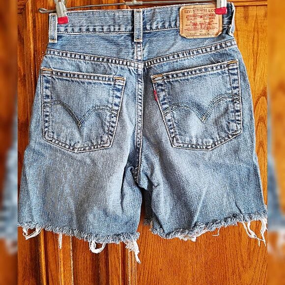 Levi's 550 denim ripped shorts - Picture 4 of 5